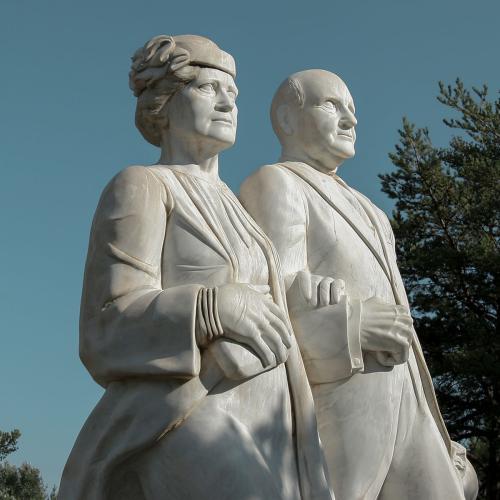 M.MME. DE CLERCK- MARBRE DE CARRARE - COMMANDE DE LA SOCIÉTÉ BEAULIEU - DE FAYKOD