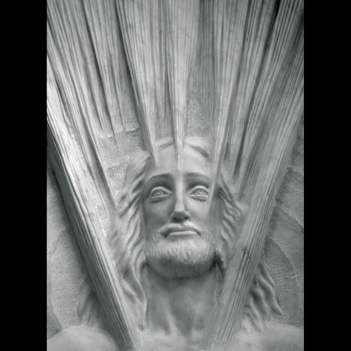 CHEMIN DE CROIX À LOURDES DE MARIA DE FAYKOD -  17. STATION (DÉTAIL)