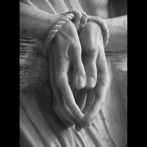 CHEMIN DE CROIX À LOURDES  DE MARIA DE FAYKOD 1 . STATION (DÉTAIL)